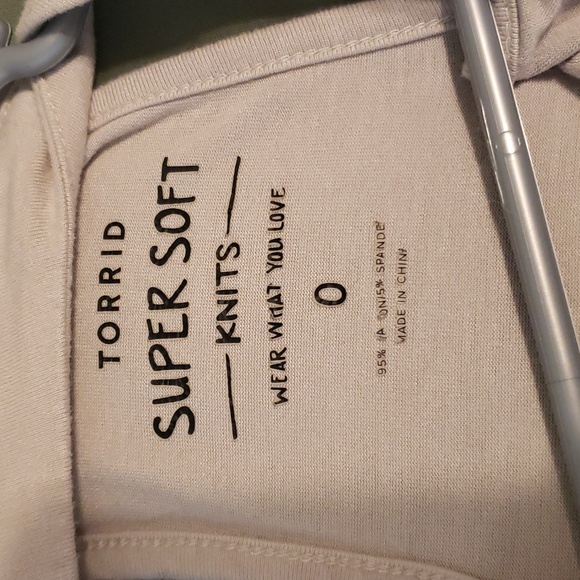 Torrid halter - Picture 3 of 4